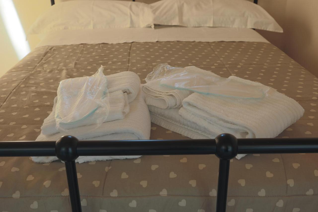 Bed&Bread Piazza 'Nzegna Bed & Breakfast Carovigno Exterior photo